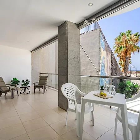 Rentonthebeach Nº7 Los Cristianos (Tenerife)