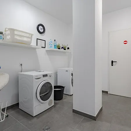 Apartment Rentonthebeach Nº7 *