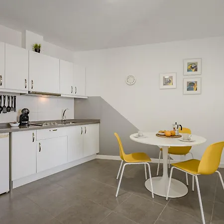 Rentonthebeach Nº7 Apartment